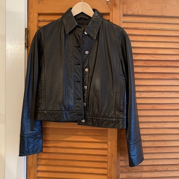 Banana Republic Jackets & Blazers - Vintage 90’s style banana republic leather jacket
